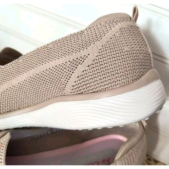 Skechers Microburst 2.0 Irresistible Taupe Skimmers, Women's Size 11, EUC - Picture 4 of 10